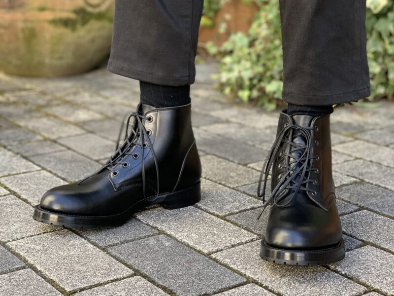 極美品《 VETEMENTS 》Fire Army Boots コンバットブーツ-