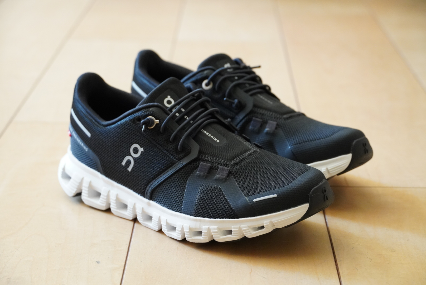 On Cloud 6 - 東京八王子オーダーメイド靴・健康靴のGozovation