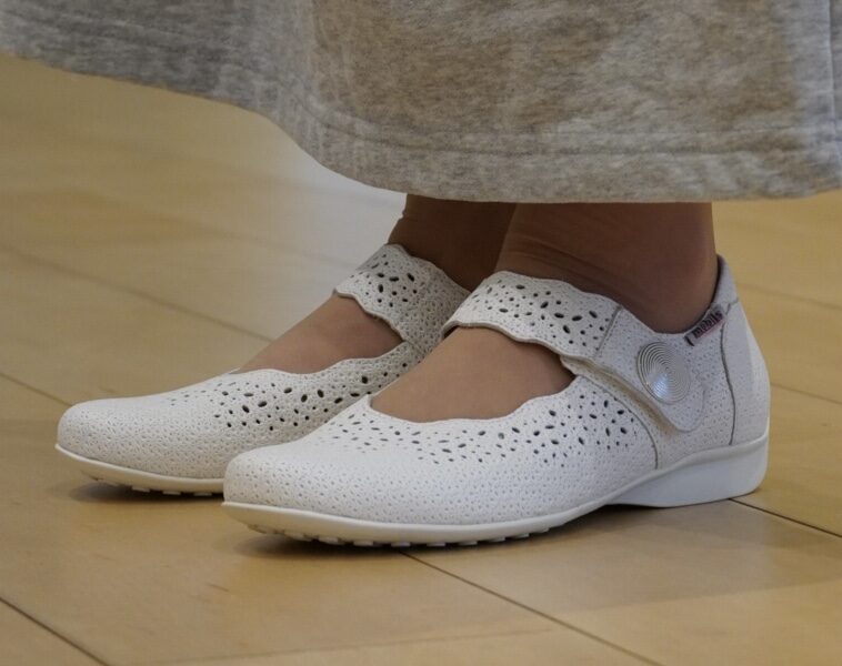 MEPHISTO mobils FABIENNE ホワイト レザースニーカー レディース コンフォートシューズ