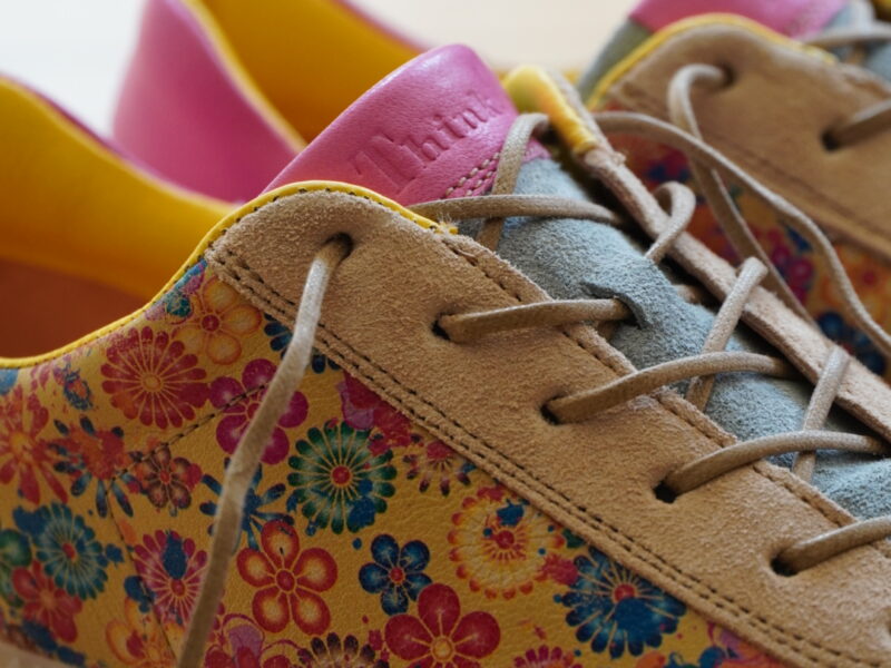 Think! TURNA フラワーグラフィック